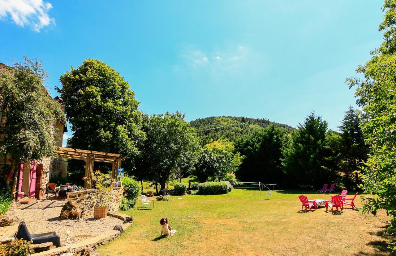 Domaine De Bauzit Bed & Breakfast Vals-pres-le-Puy Eksteriør bilde