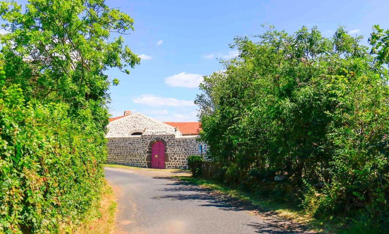 Domaine De Bauzit Bed & Breakfast Vals-pres-le-Puy Eksteriør bilde